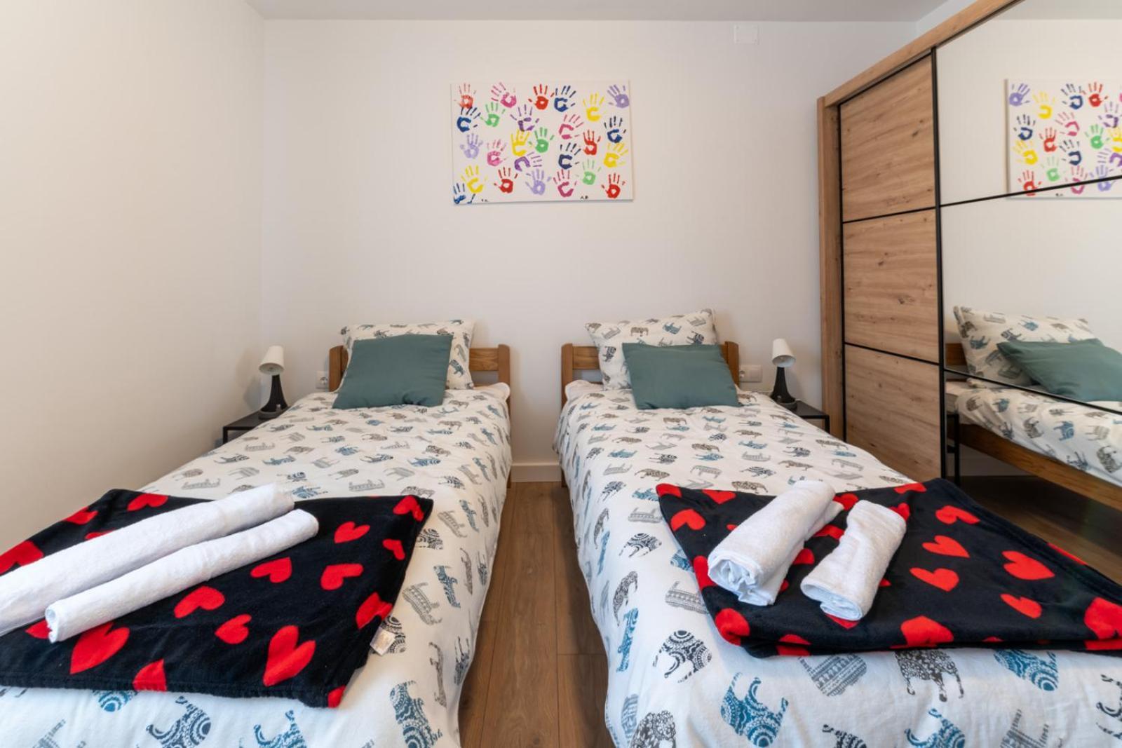 Apartman Jabuka - Free Parking Карловаць Екстер'єр фото